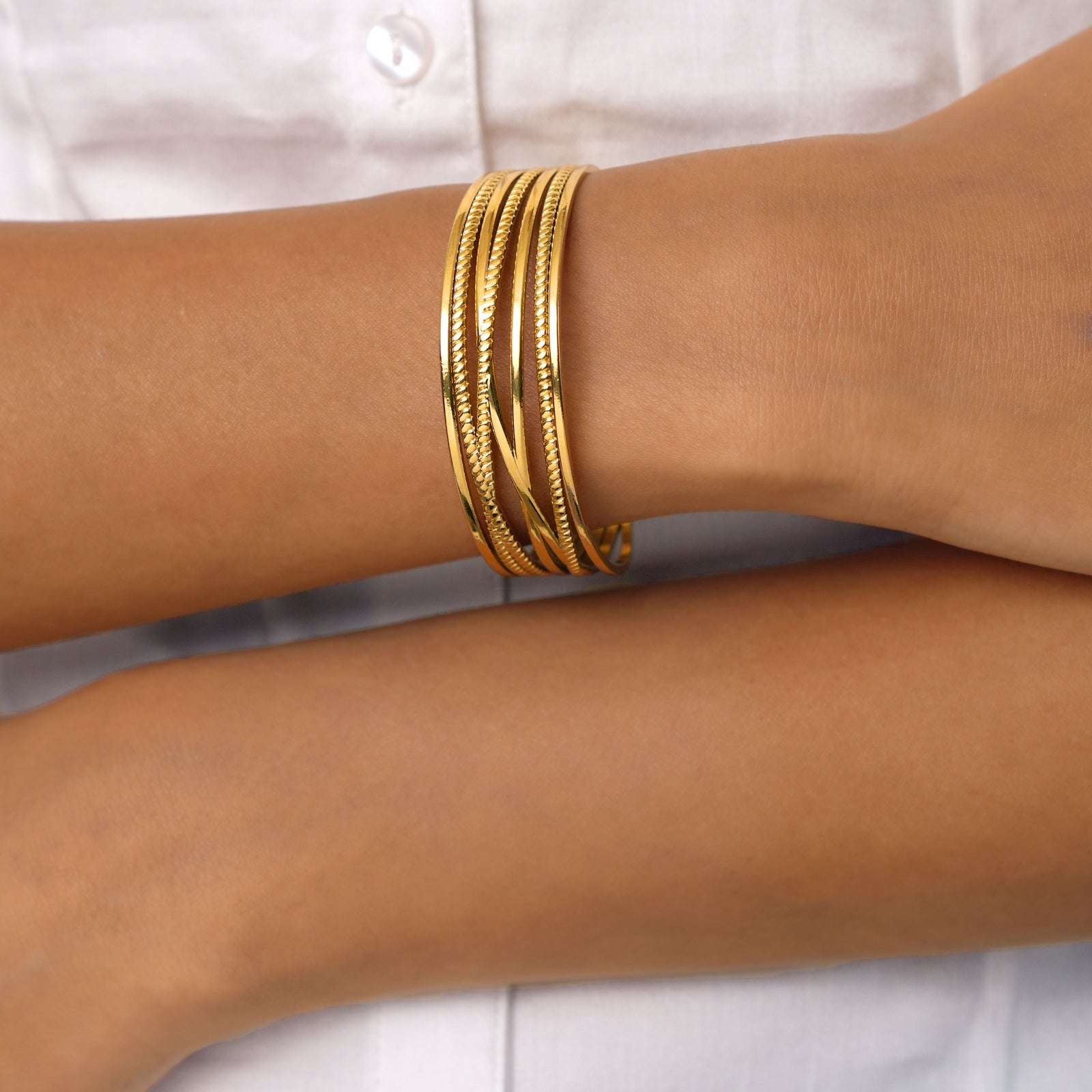 Aurelia Cuff