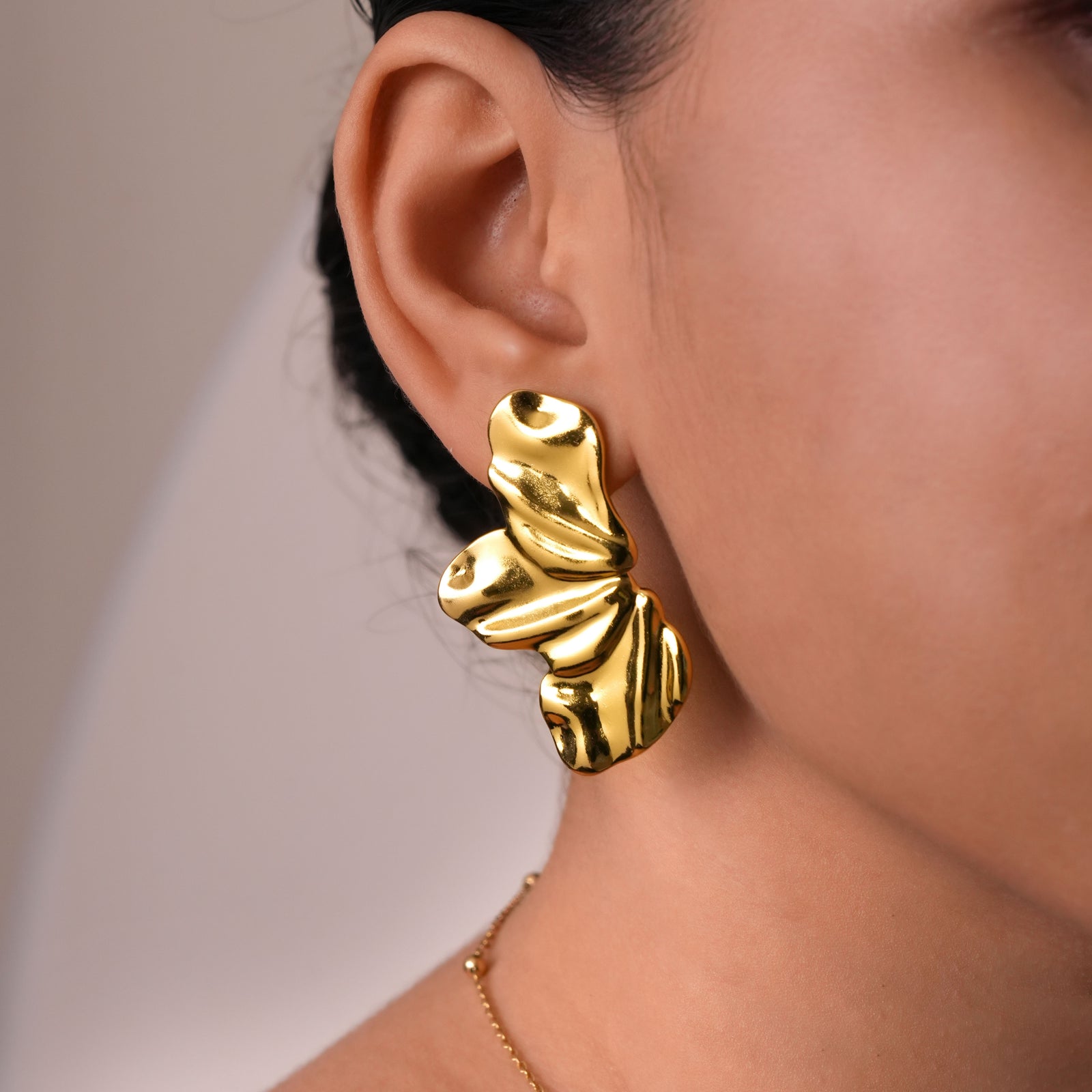 Sculpted Leaf Earrings